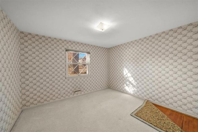 10205 Tracy Avenue, Kansas City, MO 64131