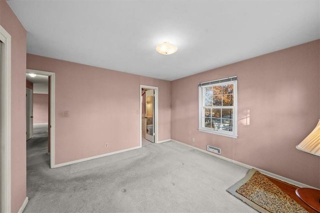 10205 Tracy Avenue, Kansas City, MO 64131