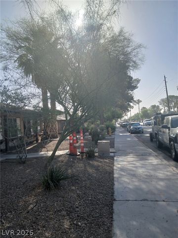 2658 Karen Avenue, Las Vegas, NV 89121