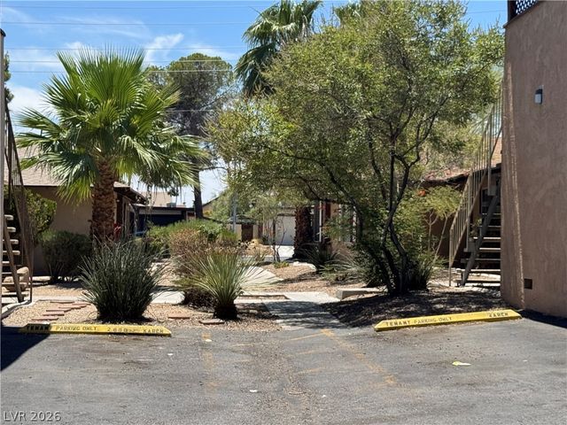 2658 Karen Avenue, Las Vegas, NV 89121