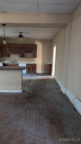 1108 First Avenue, Selma, AL 36701