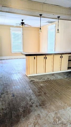 1108 First Avenue, Selma, AL 36701