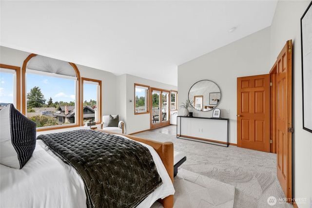 6530 44th Avenue SW, Seattle, WA 98136