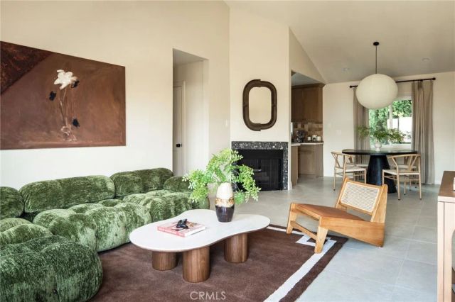 13025 Roselle Avenue, Hawthorne, CA 90250