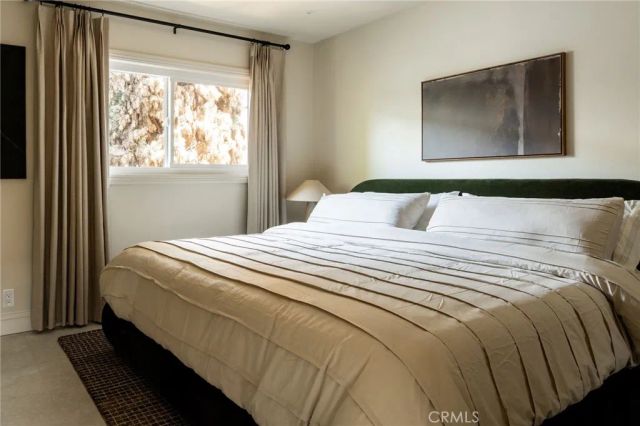 13025 Roselle Avenue, Hawthorne, CA 90250