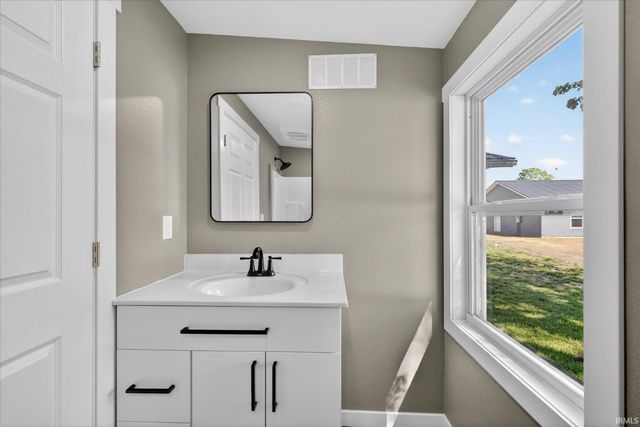 205 S Grove Street, Odon, IN 47562
