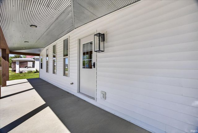 205 S Grove Street, Odon, IN 47562