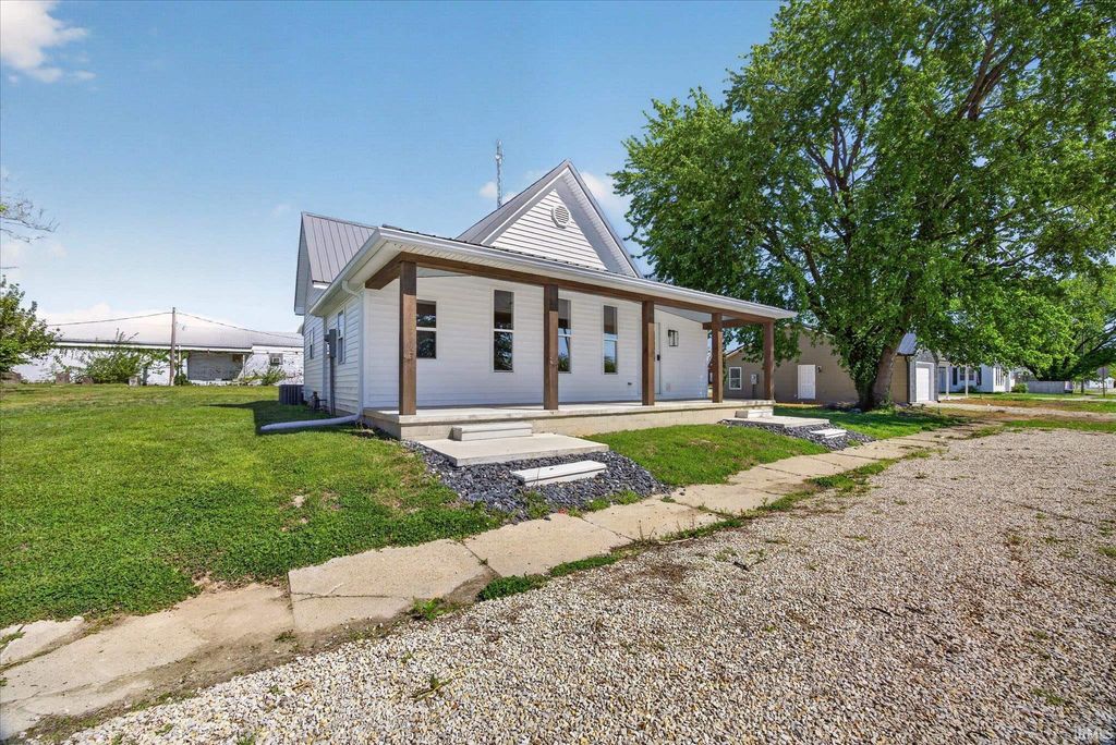 205 S Grove Street, Odon, IN 47562