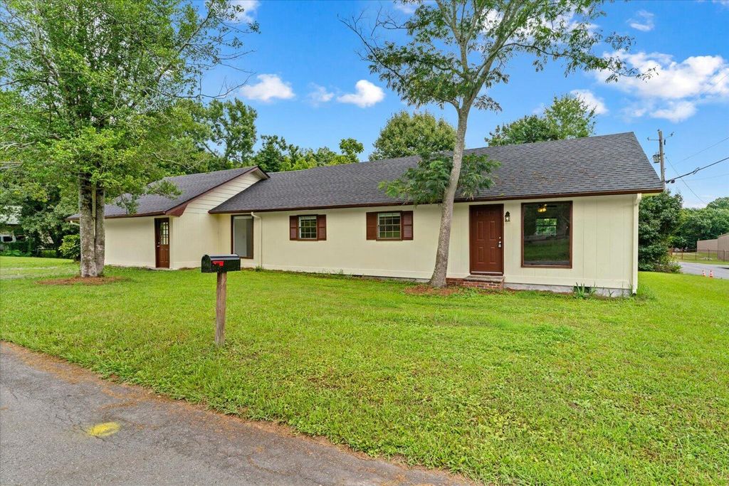 1825 Lawson Avenue, Dalton, GA 30720