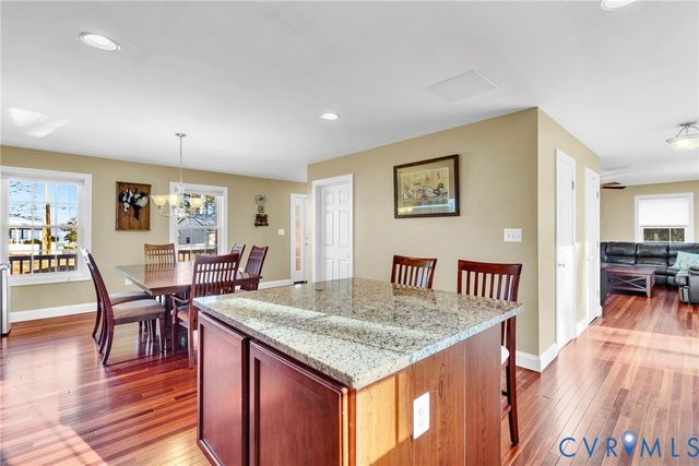 275 Grannys Bar Rd, Hague, VA 22469