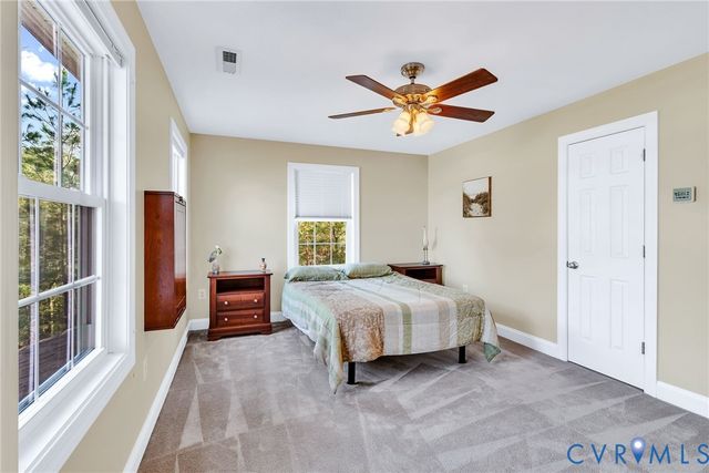 275 Grannys Bar Rd, Hague, VA 22469