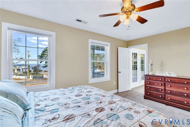 275 Grannys Bar Rd, Hague, VA 22469