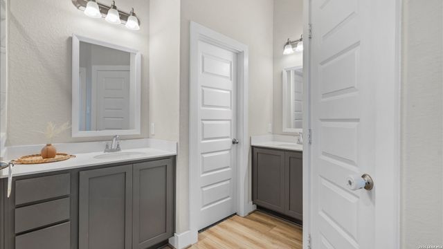 21114 Chestnut Cove, San Antonio, TX 78266