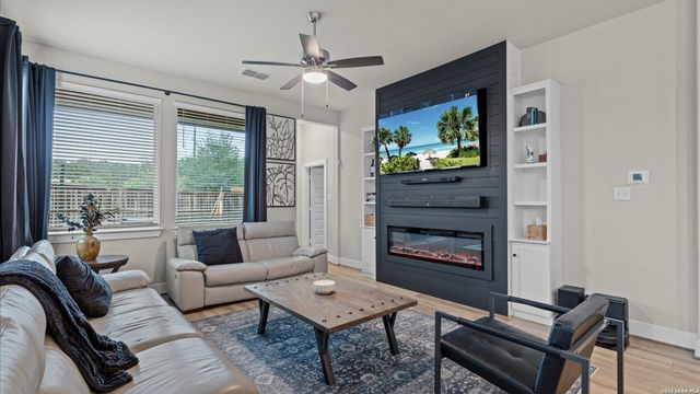 21114 Chestnut Cove, San Antonio, TX 78266