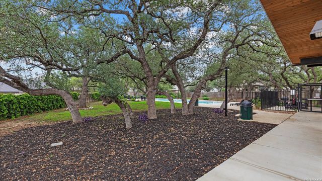 21114 Chestnut Cove, San Antonio, TX 78266