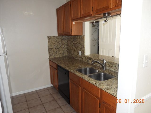 2300 Leon ST 202, Austin, TX 78705