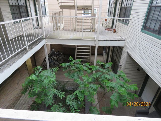 2300 Leon ST 202, Austin, TX 78705