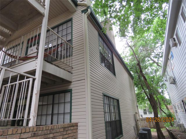 2300 Leon ST 202, Austin, TX 78705