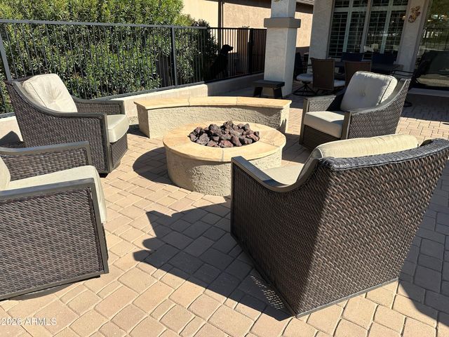 29862 N GECKO Trail, San Tan Valley, AZ 85143