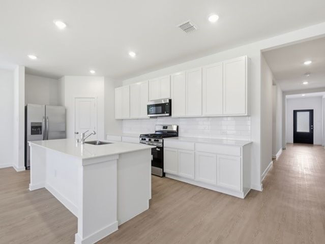 7001 Camphor Court, Mckinney, TX 75071