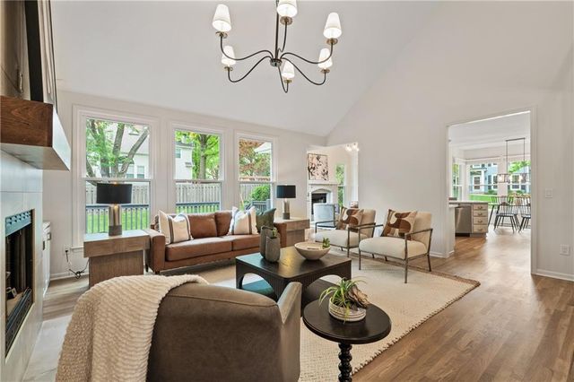 12900 Knox Street, Overland Park, KS 66213