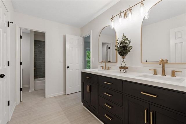 12900 Knox Street, Overland Park, KS 66213
