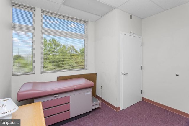 1374 WHITE HORSE HAMILTON SQUARE RD, Trenton, NJ 08690