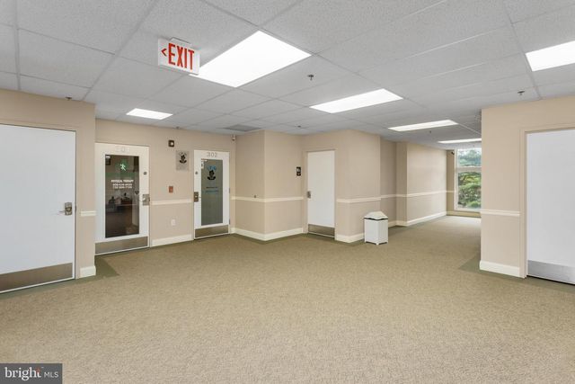 1374 WHITE HORSE HAMILTON SQUARE RD, Trenton, NJ 08690
