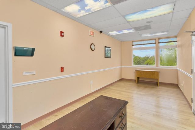 1374 WHITE HORSE HAMILTON SQUARE RD, Trenton, NJ 08690
