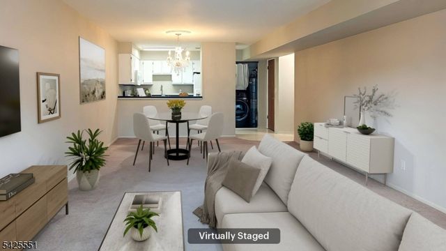 19 Plauderville Ave 208, Garfield City, NJ 07026