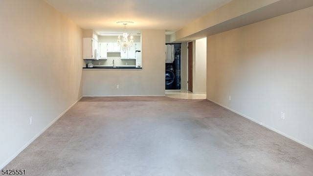 19 Plauderville Ave 208, Garfield City, NJ 07026