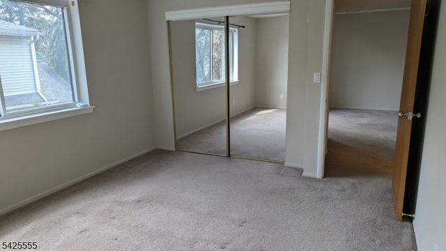 19 Plauderville Ave 208, Garfield City, NJ 07026