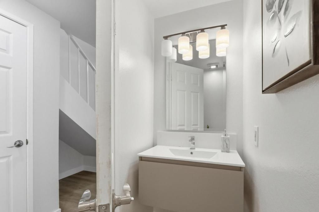 Image 22 of property listing at 519 Glenburry Way, San Jose, CA 95123
