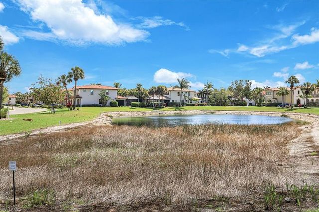 1307 Kendari TER, Naples, FL 34113