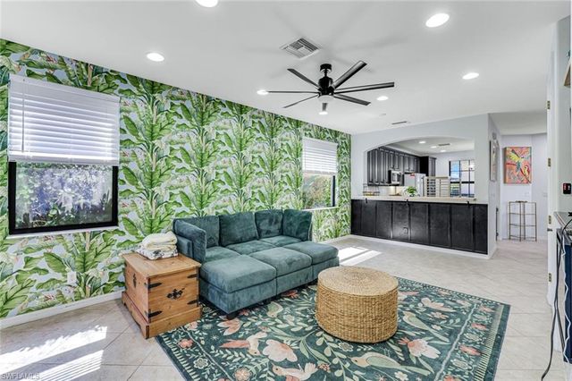 1307 Kendari TER, Naples, FL 34113