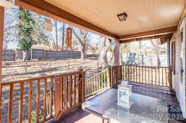 105 Adams Hill Road, Asheville, NC 28806