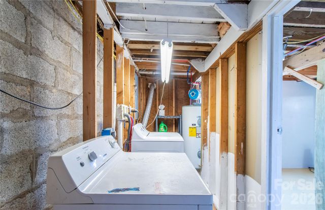 105 Adams Hill Road, Asheville, NC 28806