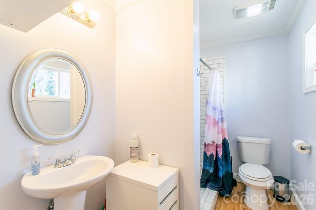 105 Adams Hill Road, Asheville, NC 28806