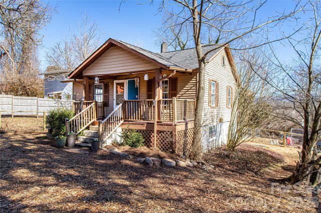 105 Adams Hill Road, Asheville, NC 28806