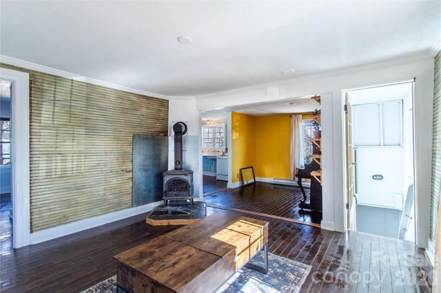 105 Adams Hill Road, Asheville, NC 28806