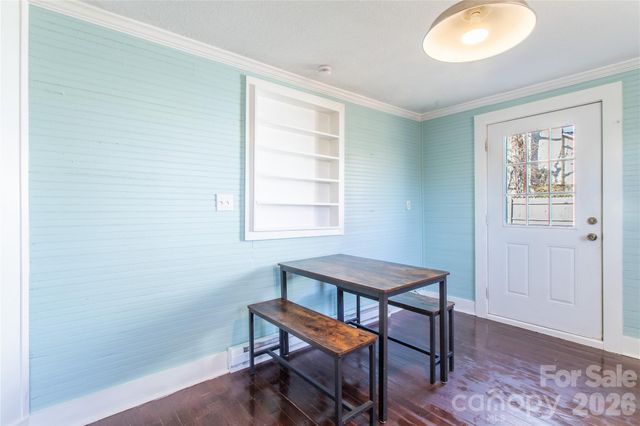 105 Adams Hill Road, Asheville, NC 28806