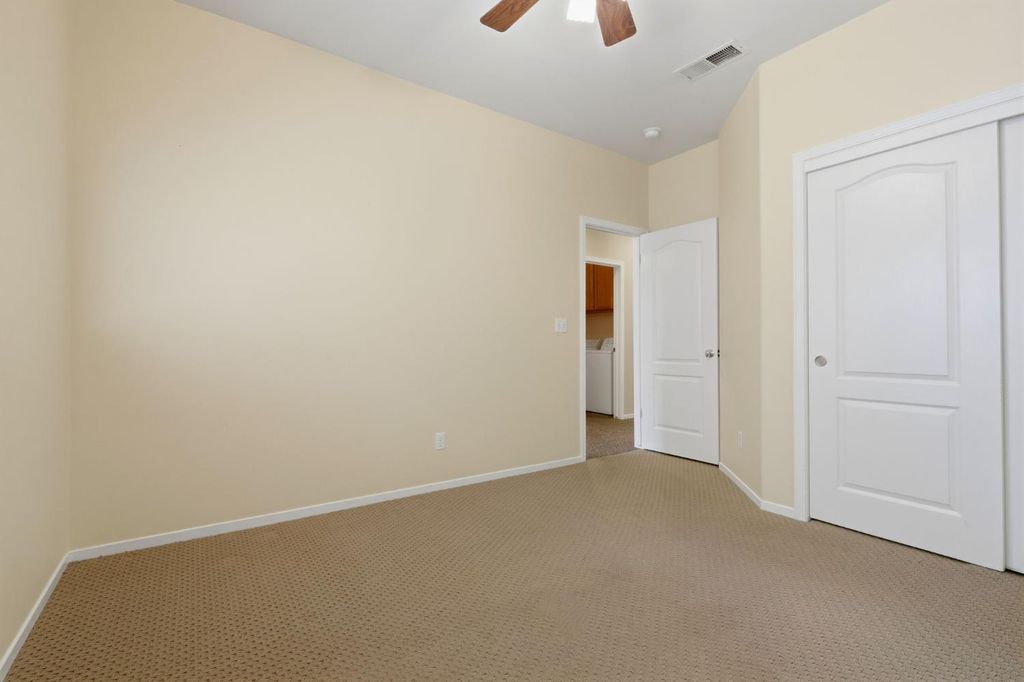 Image 16 of property listing at 2571 Wrenwood Avenue, Clovis, CA 93611