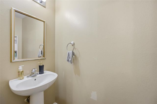 6802 Cheshire Park Road, Houston, TX 77088