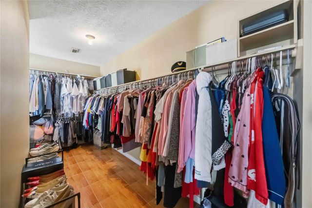 6802 Cheshire Park Road, Houston, TX 77088