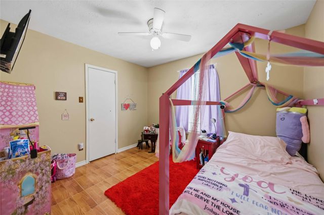 6802 Cheshire Park Road, Houston, TX 77088
