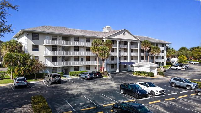 1717 Whitehall Drive 205, Davie, FL 33324