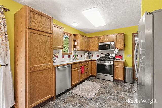 2985 Blair Road, Muskegon, MI 49445
