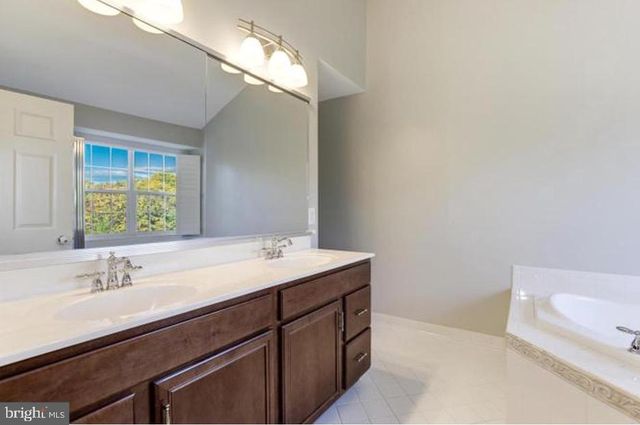 43164 BALTUSROL TER, Ashburn, VA 20147