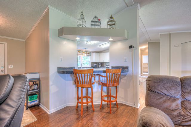 2186 Scribners Mill Rd, Culleoka, TN 38451