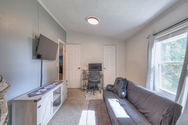 2186 Scribners Mill Rd, Culleoka, TN 38451